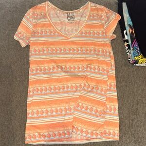 Women’s T-shirt Bundle 6pcs